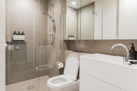 New Eureka 108 Hotel Apartments - eTourism Australia 10