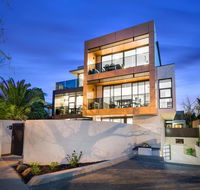 Manhattan Apartments - Caulfield North - eTourism Australia