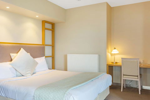 Deep Blue Hotel & Hot Springs - eTourism Australia 36