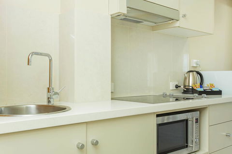 Deep Blue Hotel & Hot Springs - eTourism Australia 35