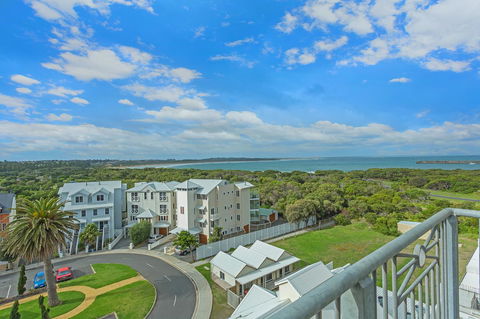 Deep Blue Hotel & Hot Springs - eTourism Australia 28