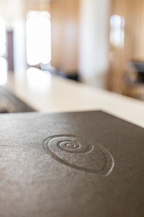 Deep Blue Hotel & Hot Springs - eTourism Australia 3