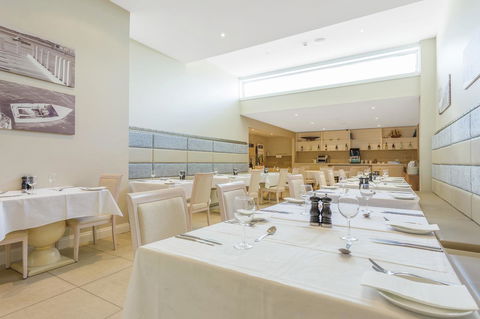 Deep Blue Hotel & Hot Springs - eTourism Australia 16