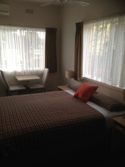 Beachcomber Motel & Apartments - eTourism Australia 36