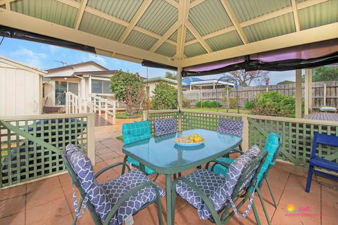 Nautique Beach House - eTourism Australia 19