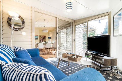 Nautique Beach House - eTourism Australia 11