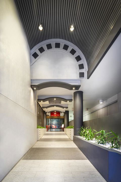 Ibis Melbourne Hotel And Apartments - eTourism Australia 4