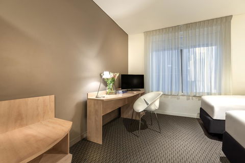 Ibis Melbourne Hotel And Apartments - eTourism Australia 9
