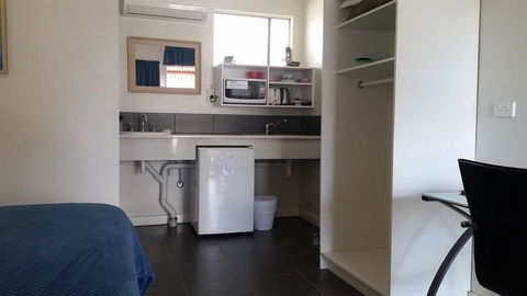 Tweed River Motel - eTourism Australia 1