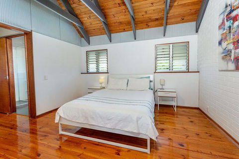 Unique Getaway 300m To Bribie Foreshore, Bongaree - eTourism Australia 0