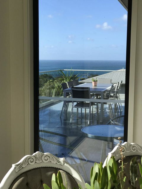 Lorne Sea View Terrace House - eTourism Australia 9