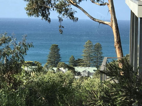 Lorne Sea View Terrace House - eTourism Australia 11