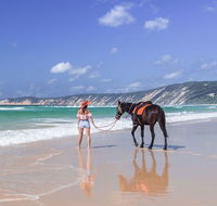 Salty Vibes Retreat - eTourism Australia