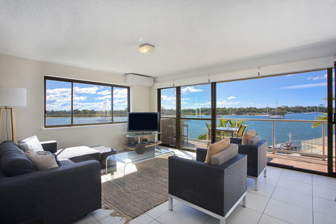Noosa Shores Resort - eTourism Australia 9