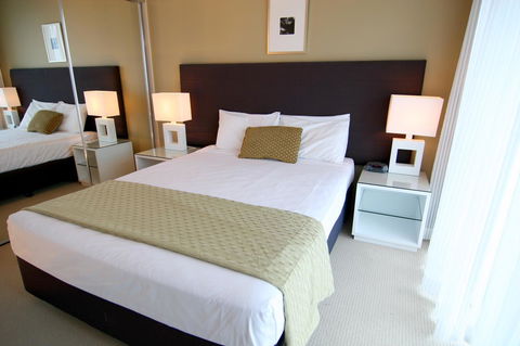 Mantra Towers Of Chevron - eTourism Australia 14