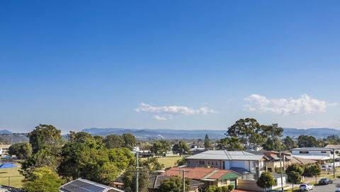 Boardwalk Burleigh Beach - Official - eTourism Australia 44