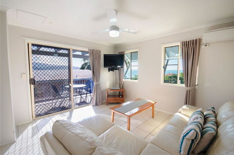 Airlie Apartments - eTourism Australia 7