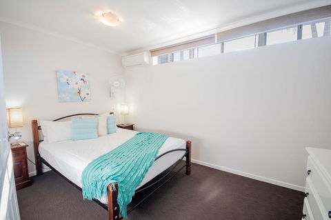 Airlie Apartments - eTourism Australia 15
