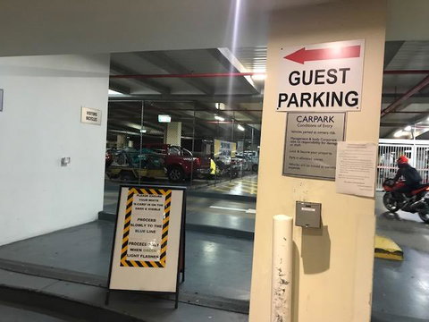 Beach Stay - Ocean & Riverview Resort Chevron Renaissance Central Surfers Paradise - eTourism Australia 32