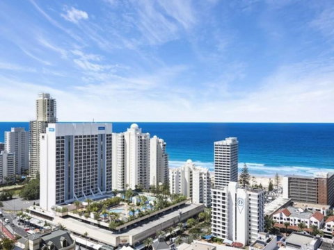 Beach Stay - Ocean & Riverview Resort Chevron Renaissance Central Surfers Paradise - eTourism Australia 24