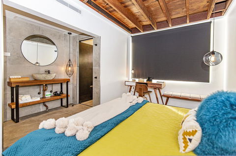 The Pink Hotel Coolangatta - eTourism Australia 19