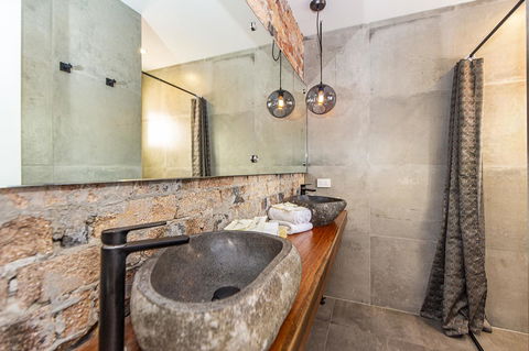 The Pink Hotel Coolangatta - eTourism Australia 8