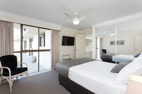 Capricornia Apartments - eTourism Australia 1