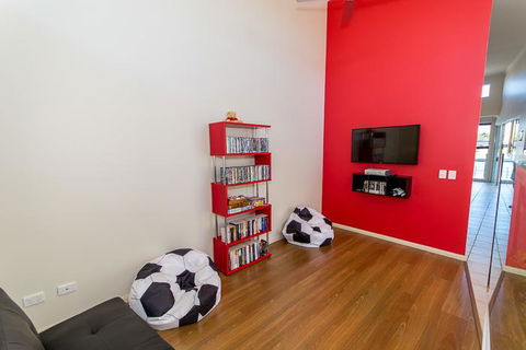 Hepburn Holiday Haven - eTourism Australia 8