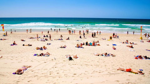 Towers Of Chevron - Private Apartment - eTourism Australia 23