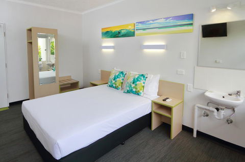 Palm Beach Hotel - eTourism Australia 2