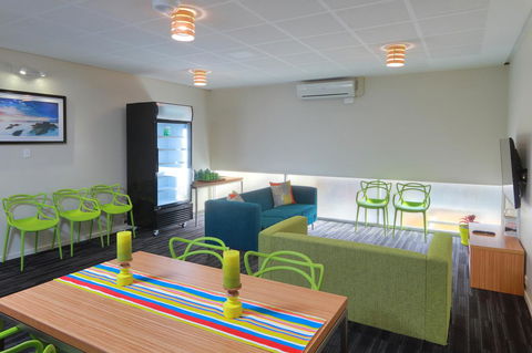 Palm Beach Hotel - eTourism Australia 10