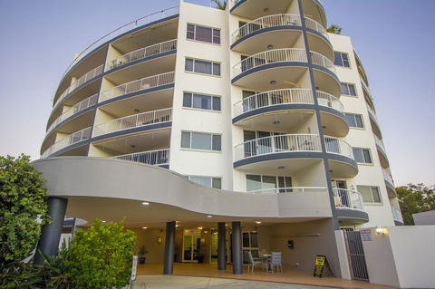 Fairways Golf & Beach Retreat Bribie Island - eTourism Australia 9