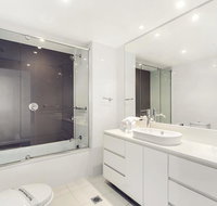 Luxury 5 Star Surfers Paradise Residences - eTourism Australia