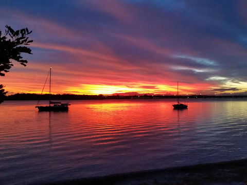 On The Bay Apartments - eTourism Australia 11
