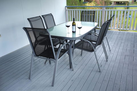 Apple Blossom Cottages - eTourism Australia 14