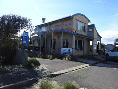 Waves Luxury Suites - eTourism Australia 2