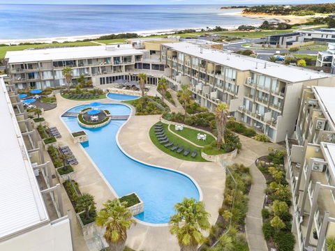 Wyndham Resort Torquay - eTourism Australia 0