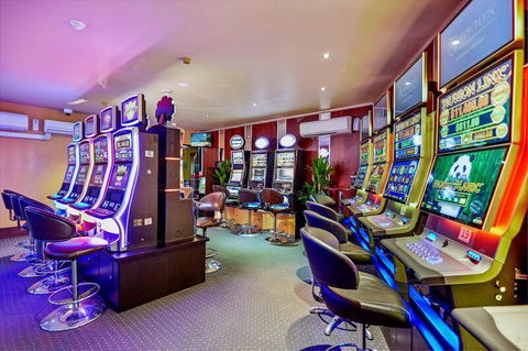 Yandina Hotel - eTourism Australia 3