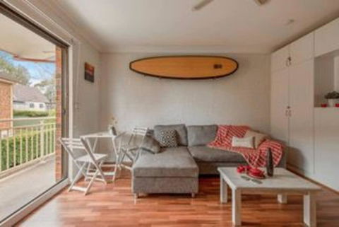 A Reef Intermission - A Coast Break At Mollymook - eTourism Australia 1