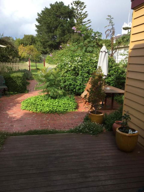 Albion Cottage - eTourism Australia 1