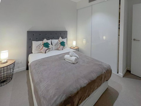 Amazing 2 Bedroom In CBD! - eTourism Australia 4