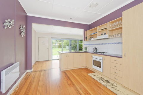 Anderson - eTourism Australia 3