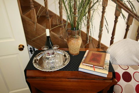 Annies Garden Cottage - eTourism Australia 4