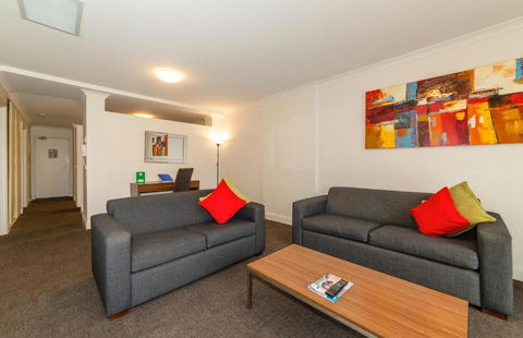 Amazing Accommodations: St Kilda - eTourism Australia 3