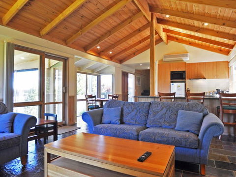 Archies Beachside Abode - eTourism Australia 2