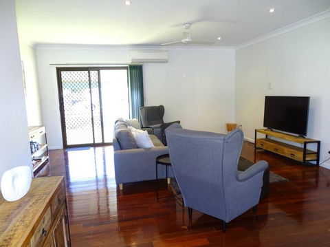 Ardy House - eTourism Australia 2