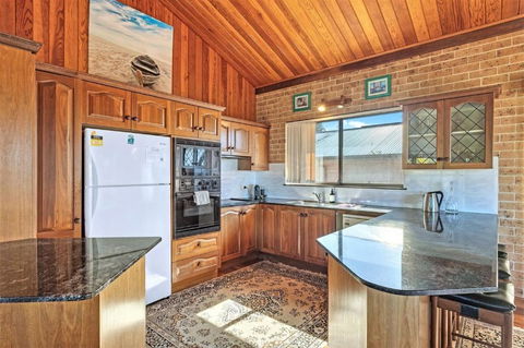 Argia Jervis Bay - eTourism Australia 1