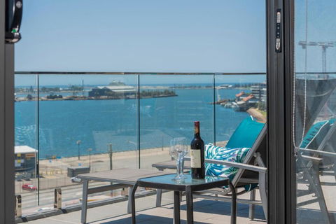 Astra Apartments Newcastle - eTourism Australia 4