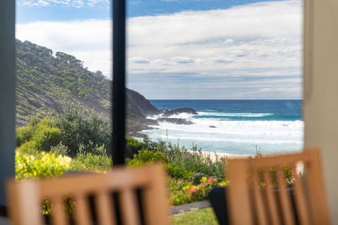 At Blueys - eTourism Australia 0