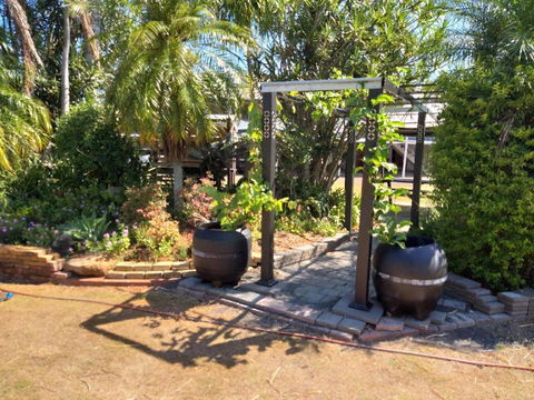 Avlon Gardens Motel - eTourism Australia 2